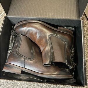 Thursday Boots Black Coffee Duchess